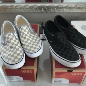 Women’s vans Classic check slip on